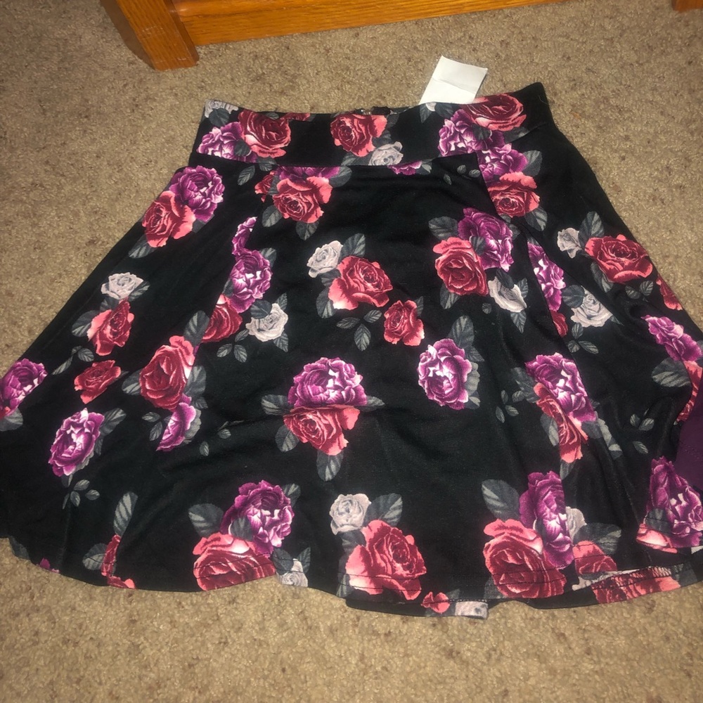 SM floral print skirt
